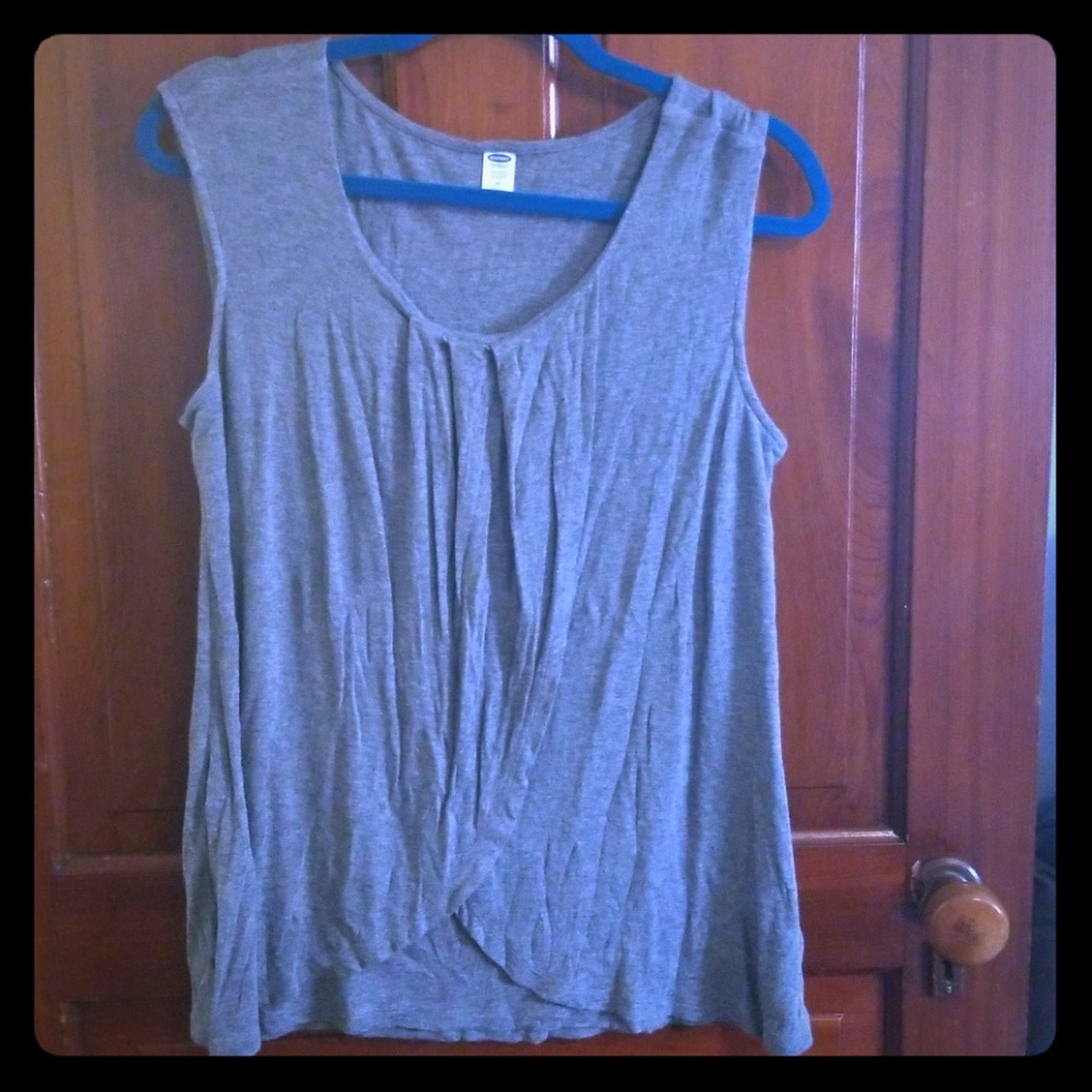 Gray Old Navy Maternity/Nursing Top